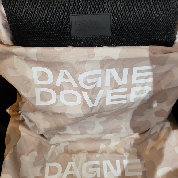 Onyx Air Mesh Indi Dagne Dover Large Diaper Backpack - Picture 8 of 9